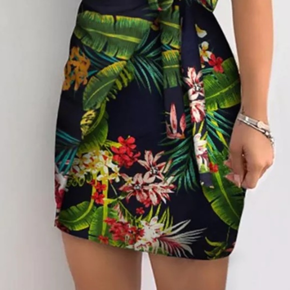 Tropical Print V Neck Wrap Casual Dress for Summer - Picture 2 of 3